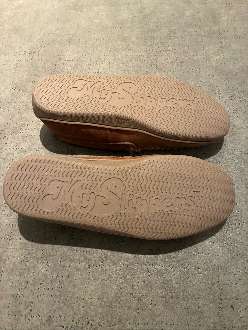 My Pillow My Slippers Men's Size 10 Brown Leather Suede Moccasin Slippers - Picture 4 of 5